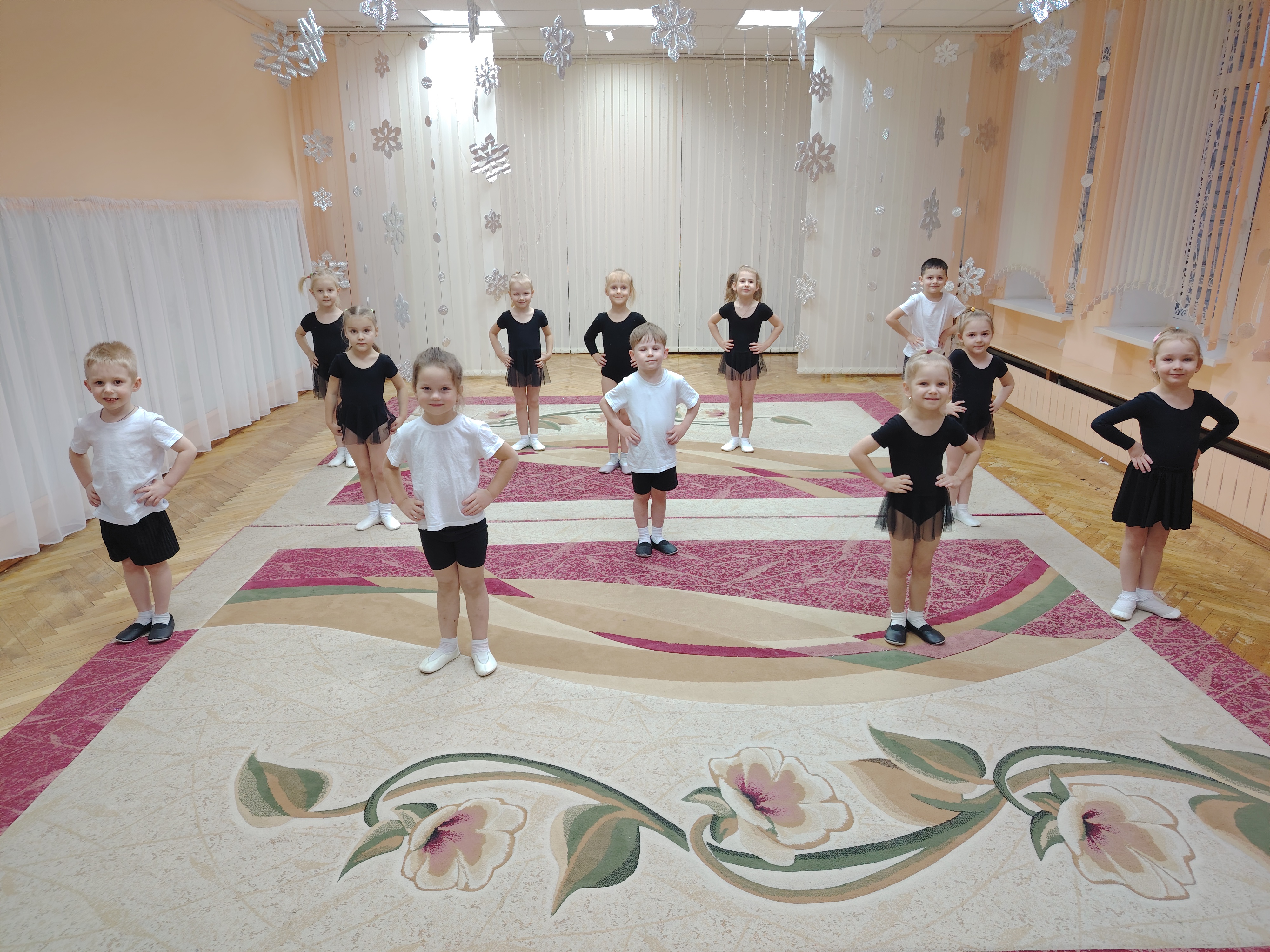 Посмотрите на наших юных звездочек 