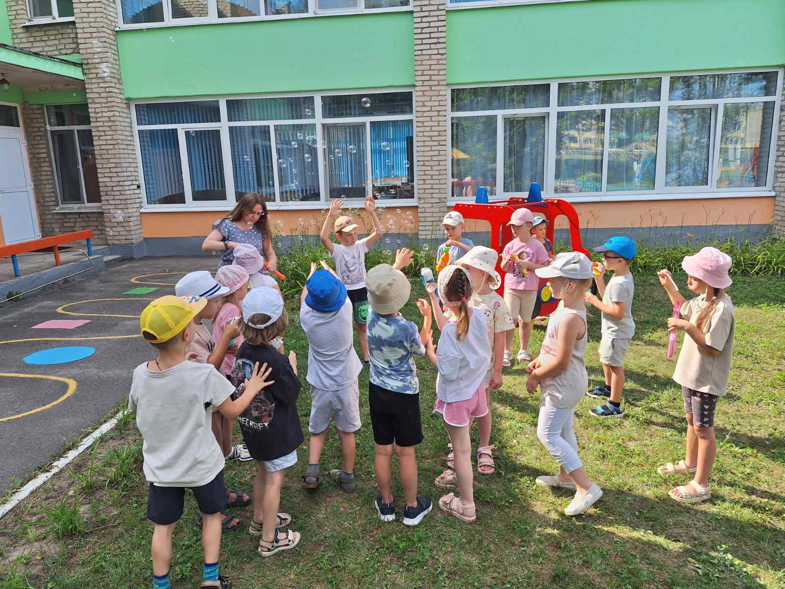 Солнечное настроение и беззаботное детство 
